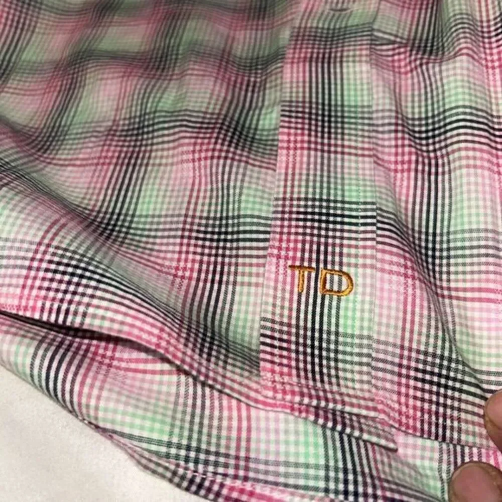 Thomas Dean Men Button Down Shirt Size‎ Medium 100% Cotton